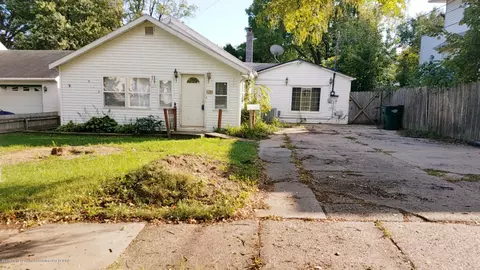 824 Bates St, Lansing, MI 48906 photo 1