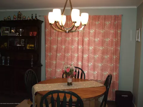4357 Davlind Dr, Holt, MI 48842 photo 8