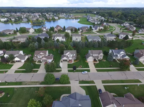 12860 Chartreuse Dr, Dewitt, MI 48820 photo 7