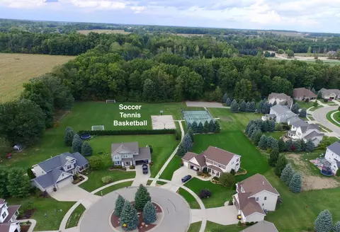12860 Chartreuse Dr, Dewitt, MI 48820 photo 6