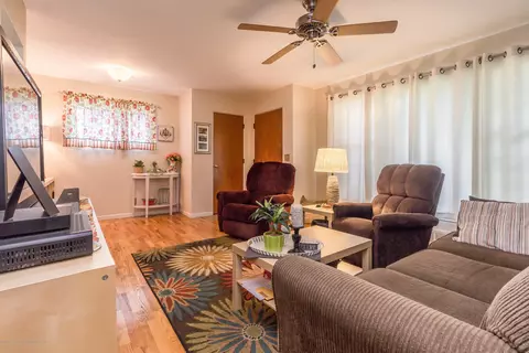 351 Clement Rd, Lansing, MI 48917 photo 4