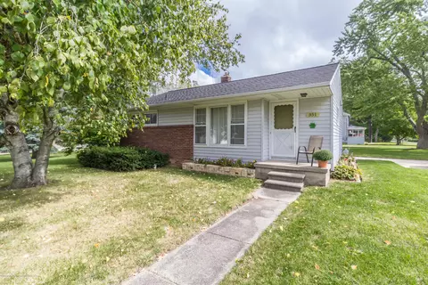 351 Clement Rd, Lansing, MI 48917 photo 1