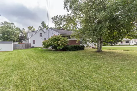351 Clement Rd, Lansing, MI 48917 photo 23