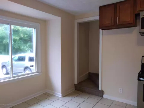 721 E Cavanaugh Rd, Lansing, MI 48910 photo 10