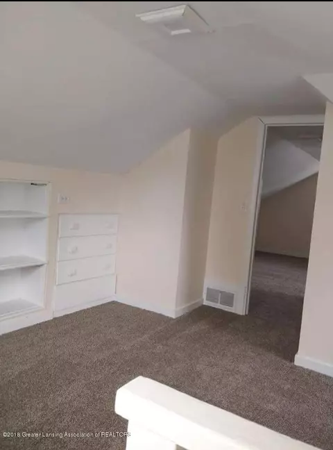 721 E Cavanaugh Rd, Lansing, MI 48910 photo 19