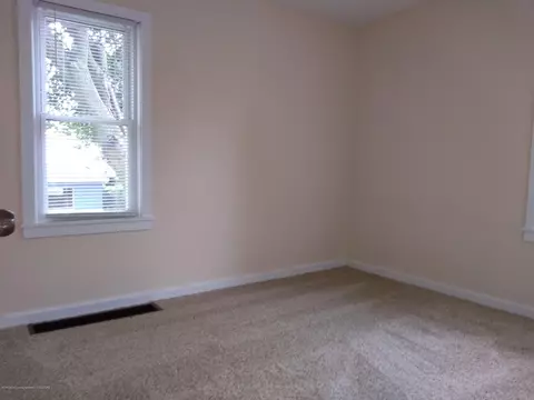 721 E Cavanaugh Rd, Lansing, MI 48910 photo 14