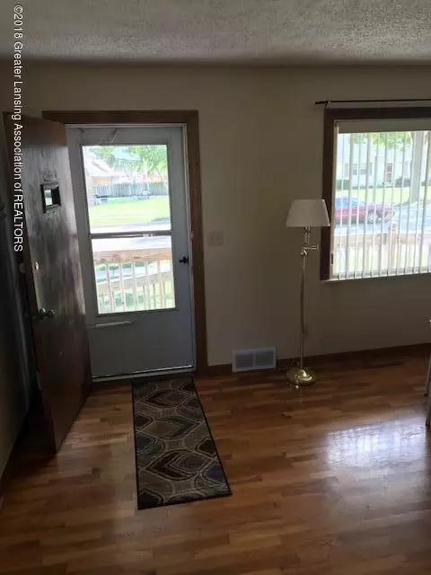 1606 Lenore Ave, Lansing, MI 48910 photo 6