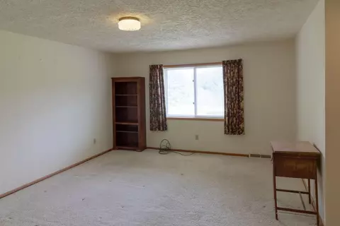 8057 Hunter Rd, Bath, MI 48808 photo 29