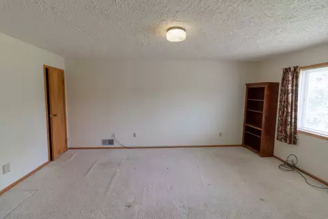 8057 Hunter Rd, Bath, MI 48808 photo 30