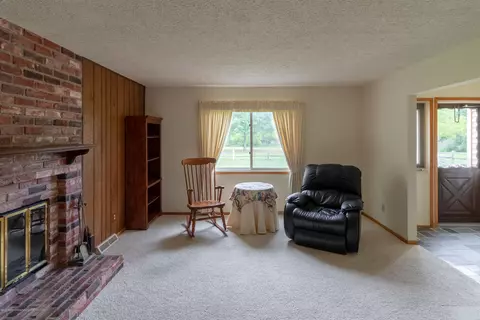 8057 Hunter Rd, Bath, MI 48808 photo 11