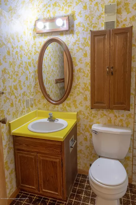 8057 Hunter Rd, Bath, MI 48808 photo 26