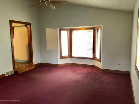 509 Clement Rd, Lansing, MI 48917 photo 16