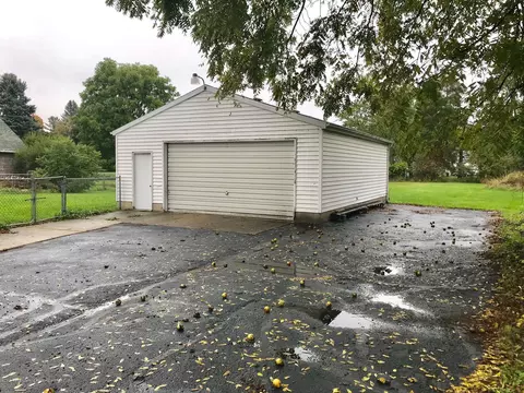 509 Clement Rd, Lansing, MI 48917 photo 3