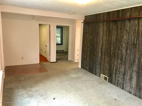 509 Clement Rd, Lansing, MI 48917 photo 11