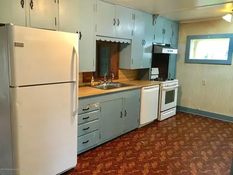 509 Clement Rd, Lansing, MI 48917 photo 12