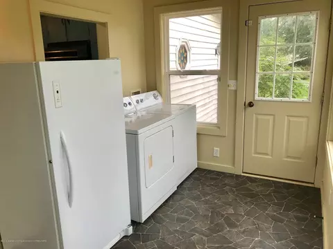 509 Clement Rd, Lansing, MI 48917 photo 31
