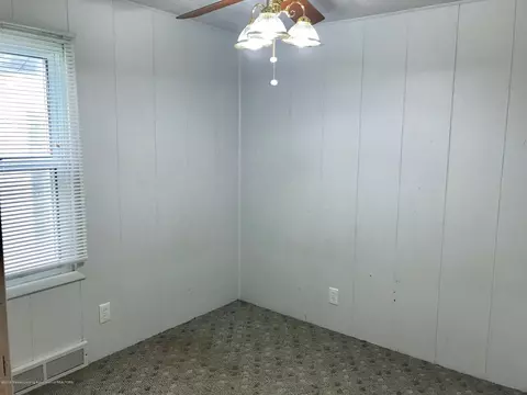 509 Clement Rd, Lansing, MI 48917 photo 27