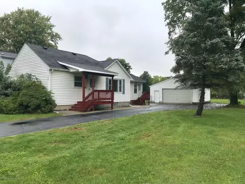 509 Clement Rd, Lansing, MI 48917 photo 1