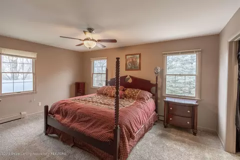 630 N Green St, Perry, MI 48872 photo 24