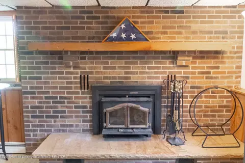 630 N Green St, Perry, MI 48872 photo 34