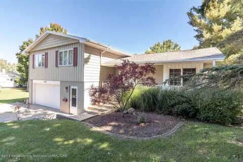 630 N Green St, Perry, MI 48872 photo 3