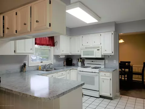 13081 Southwind Ln, Dewitt, MI 48820 photo 7