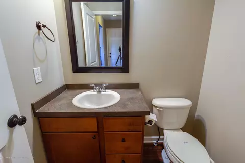 6871 Castleton Dr, Grand Ledge, MI 48837 photo 15
