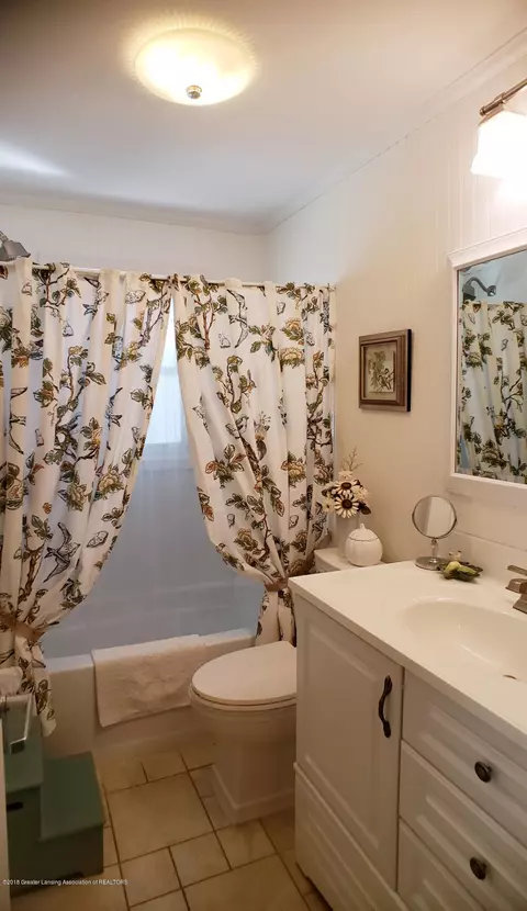 4109 Devonshire Ave, Lansing, MI 48910 photo 20