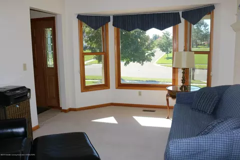 1392 Lacosta Dr, Dewitt, MI 48820 photo 7