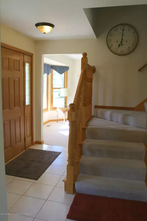 1392 Lacosta Dr, Dewitt, MI 48820 photo 2