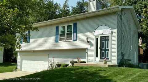 510 Cherry St, Dewitt, MI 48820 photo 1