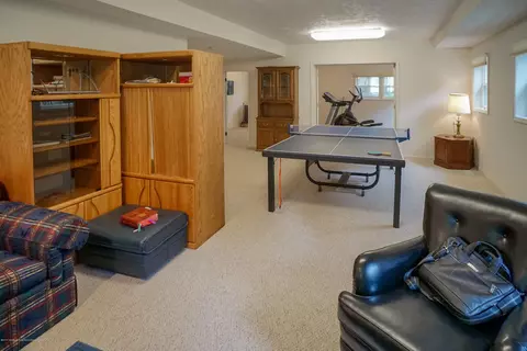 1304 Maycroft Rd, Lansing, MI 48917 photo 37