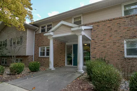 1304 Maycroft Rd, Lansing, MI 48917 photo 1