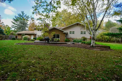 1304 Maycroft Rd, Lansing, MI 48917 photo 49