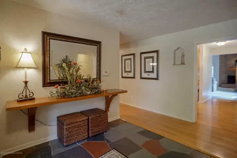 1304 Maycroft Rd, Lansing, MI 48917 photo 12