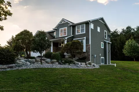 1900 Wilderness Dr, Dewitt, MI 48820 photo 4
