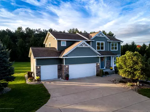 1900 Wilderness Dr, Dewitt, MI 48820 photo 1