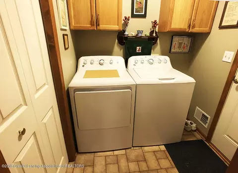 8530 Doe Pass, Lansing, MI 48917 photo 21