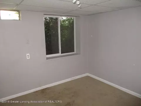 3944 Windward Dr, Lansing, MI 48911 photo 13