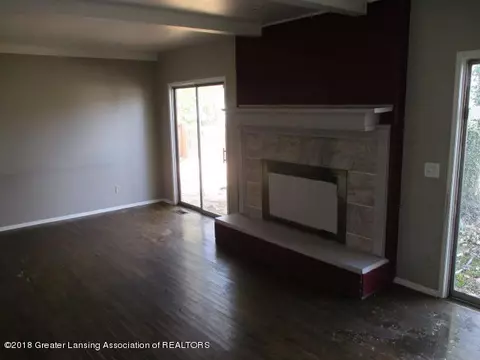 3944 Windward Dr, Lansing, MI 48911 photo 7