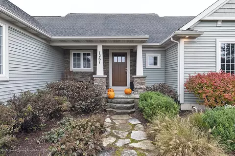 1261 Lobelia Ln, Dewitt, MI 48820 photo 3
