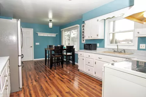 1092 E Taft Rd, Saint Johns, MI 48879 photo 8