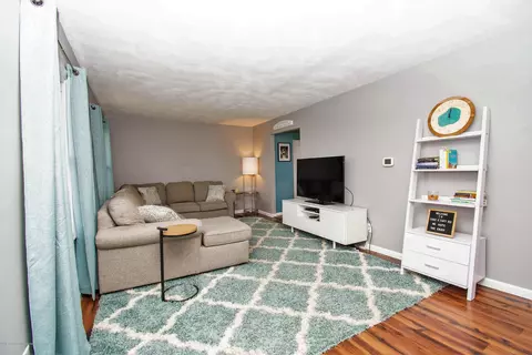 1092 E Taft Rd, Saint Johns, MI 48879 photo 1