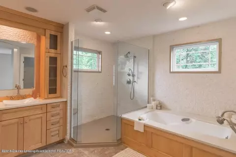 2376 Eifert Rd, Holt, MI 48842 photo 37