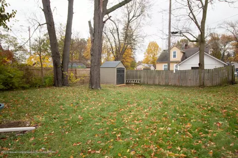 704 E Willard Ave, Lansing, MI 48910 photo 26