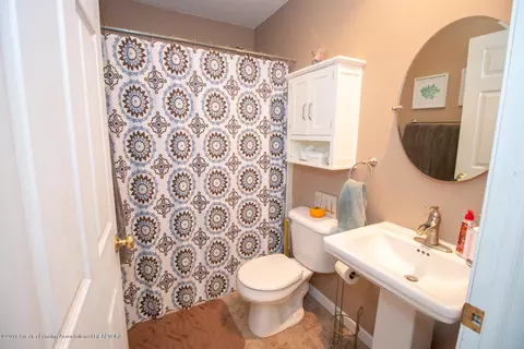 704 E Willard Ave, Lansing, MI 48910 photo 24