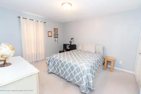 704 E Willard Ave, Lansing, MI 48910 photo 22