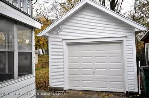 2016 Lyons Ave, Lansing, MI 48910 photo 21
