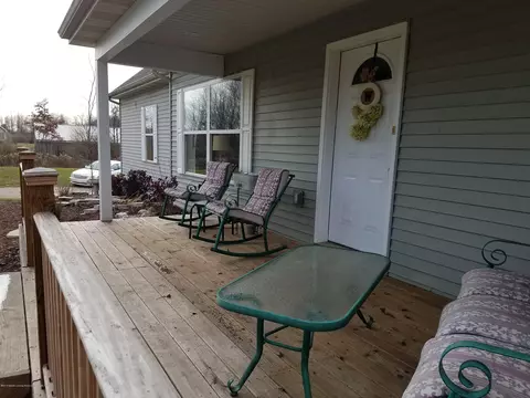 9626 Bond Rd, Dewitt, MI 48820 photo 3
