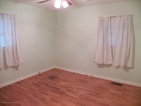 4501 Alpha St, Lansing, MI 48910 photo 8